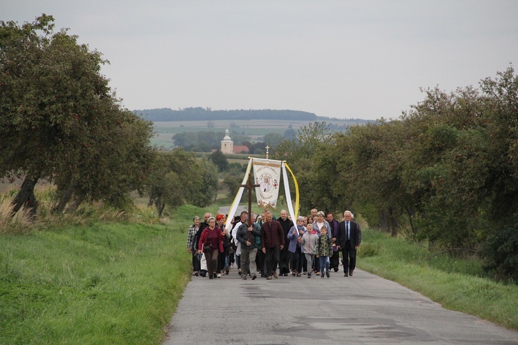 Z Ciepłowód do Kobylej Głowy