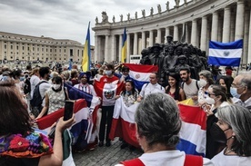 Franciszek: nie zamykajmy się w małych grupkach