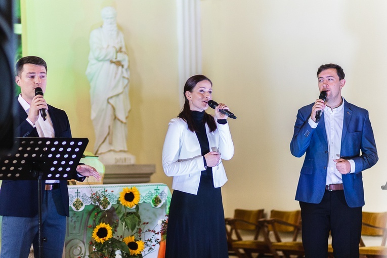 Dobromierz. Koncert "Imię wolności"