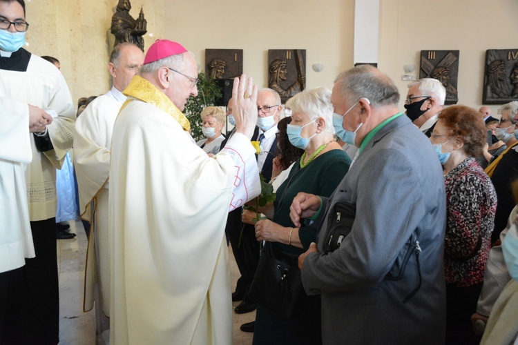 Dziękczynienie złotych jubilatów małżeńskich