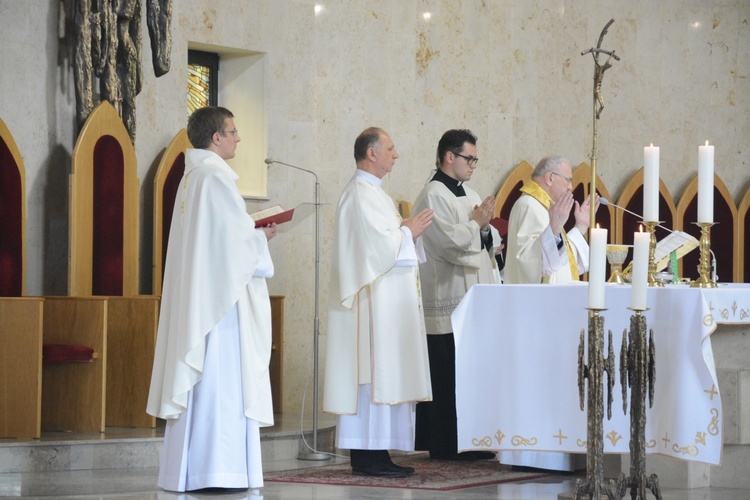 Dziękczynienie złotych jubilatów małżeńskich