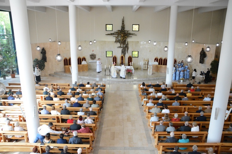 Dziękczynienie złotych jubilatów małżeńskich