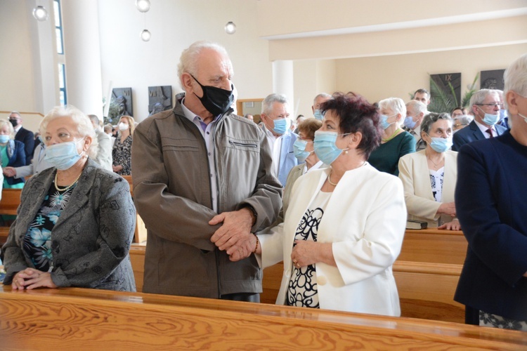 Dziękczynienie złotych jubilatów małżeńskich