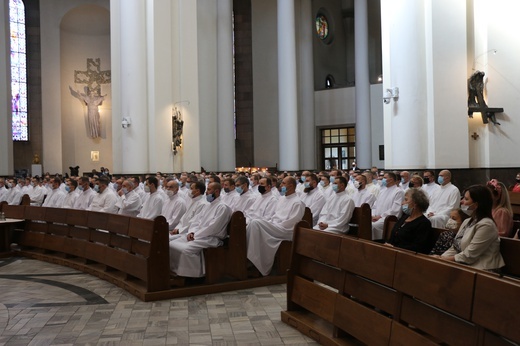 Nowi nadzwyczajni szafarze Komunii Świętej, cz. 2