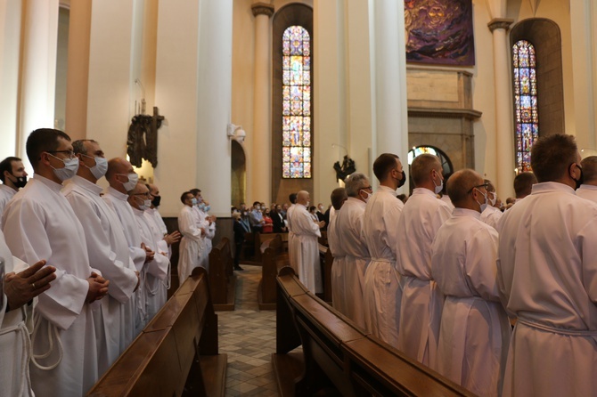 Nowi nadzwyczajni szafarze Komunii Świętej, cz. 2