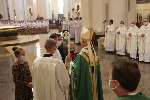 Nowi nadzwyczajni szafarze Komunii Świętej, cz. 2