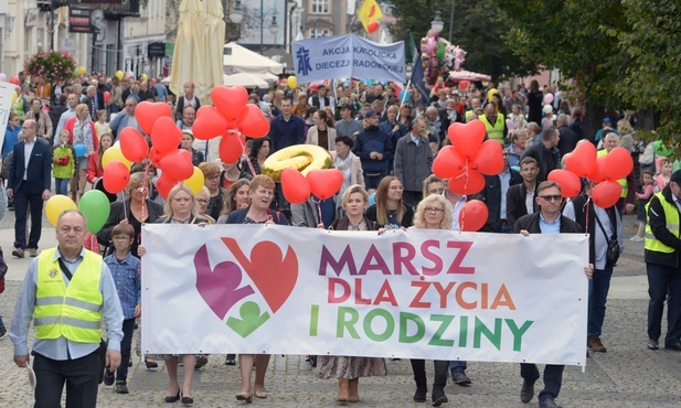 W marszu wzięło udział ponad dwa tysiące osób.