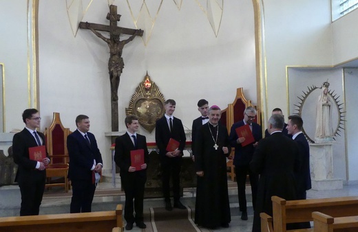 Nowi klerycy krakowskiego seminarium odebrali suscepty - 2021