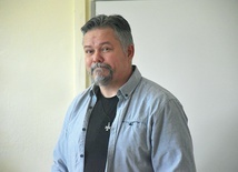 	Roman Zięba jest m.in. autorem książki „Krzyż Ameryki”.