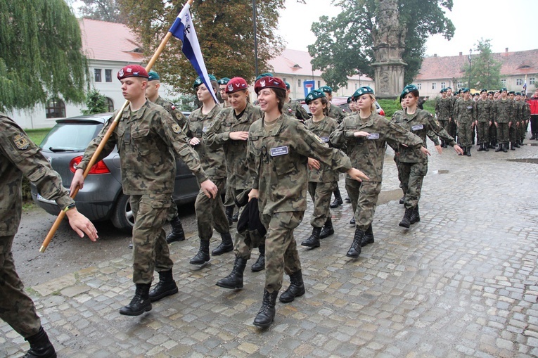 Ślubowanie klasy pierwszej KLO