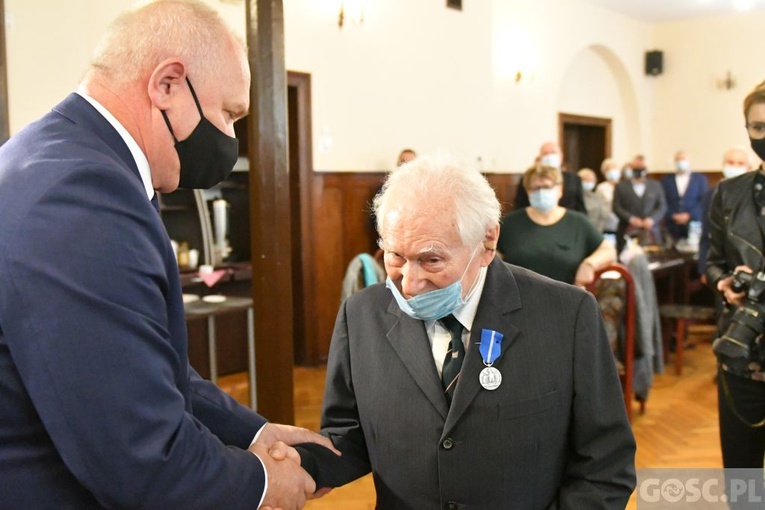 Medal Stulecia Odzyskanej Niepodległości dla międzyrzeczanina