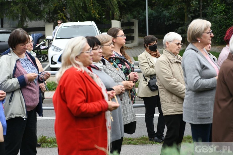 Iskra miłosierdzia na ulicach Świebodzina