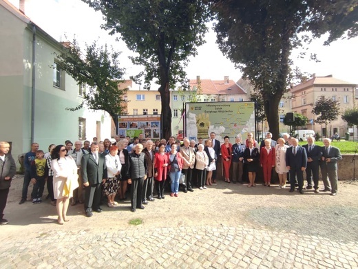 Poświęcenie stacji szlaku św. Wojciecha w Ząbkowicach Śl.