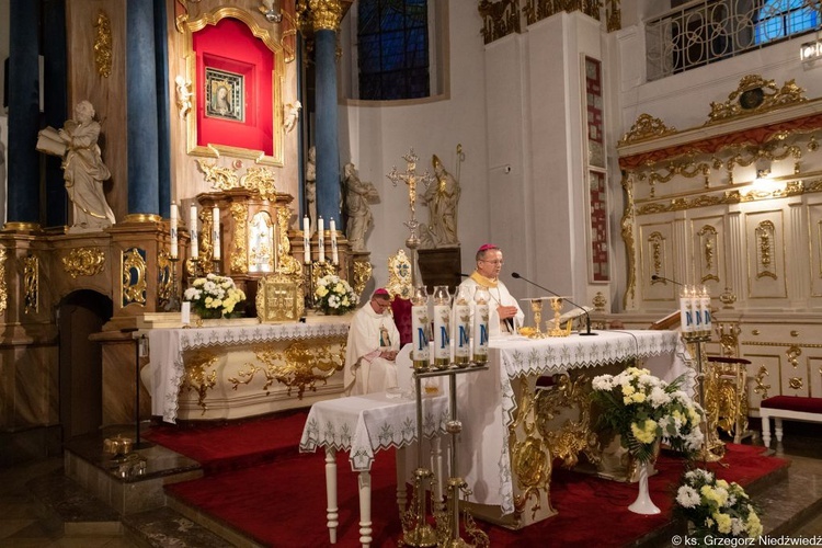 Kierownicy pieszych pielgrzymek z całej Polski w Rokitnie