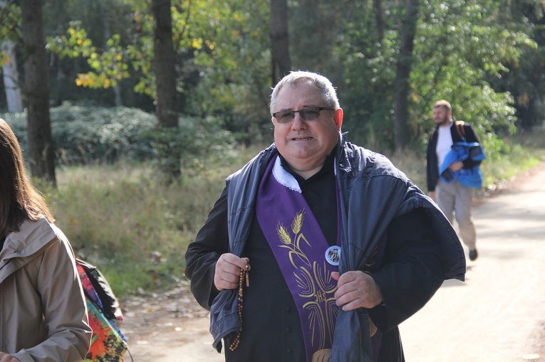 Z Brzegu Dolnego do Łososiowic