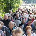 Pielgrzymka Żywego Różańca do Barda