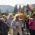 Pielgrzymka Żywego Różańca do Barda