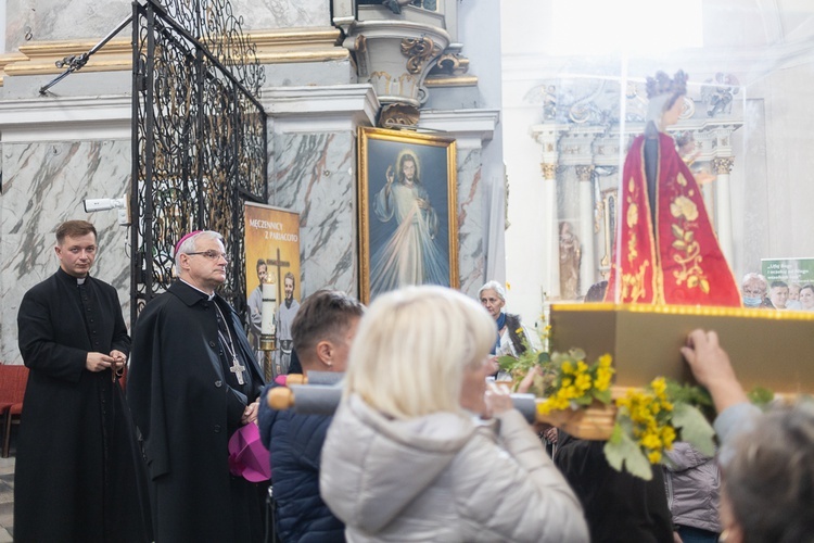 Pielgrzymka Żywego Różańca do Barda