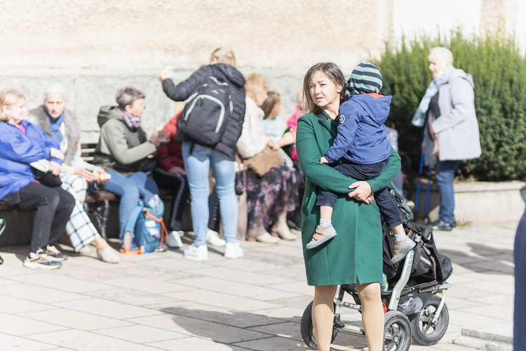 Pielgrzymka Żywego Różańca do Barda