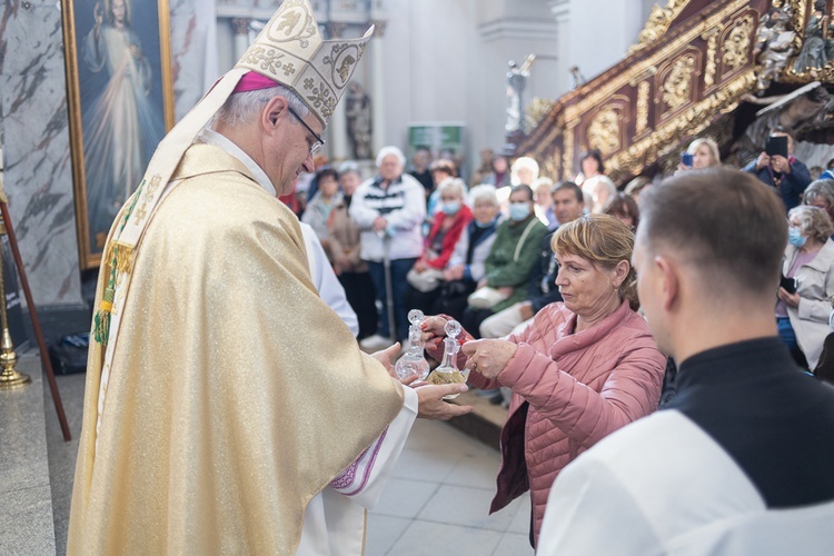 Pielgrzymka Żywego Różańca do Barda