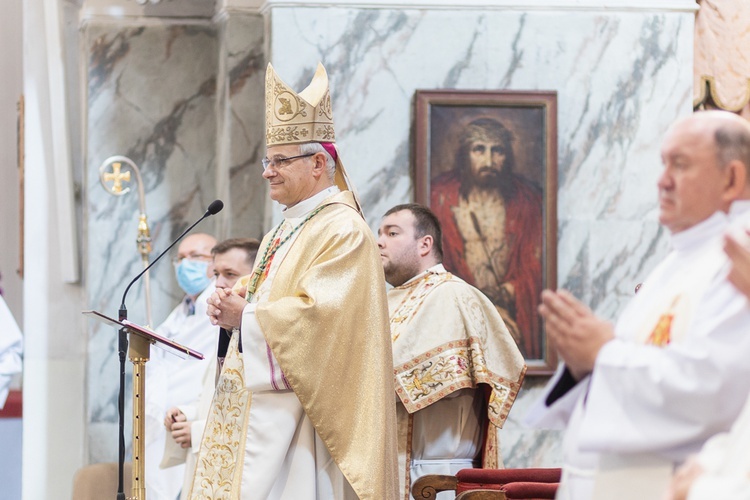 Pielgrzymka Żywego Różańca do Barda