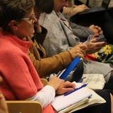 Katowice. Sympozjum stanu dziewic