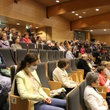 Katowice. Sympozjum stanu dziewic