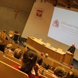 Katowice. Sympozjum stanu dziewic