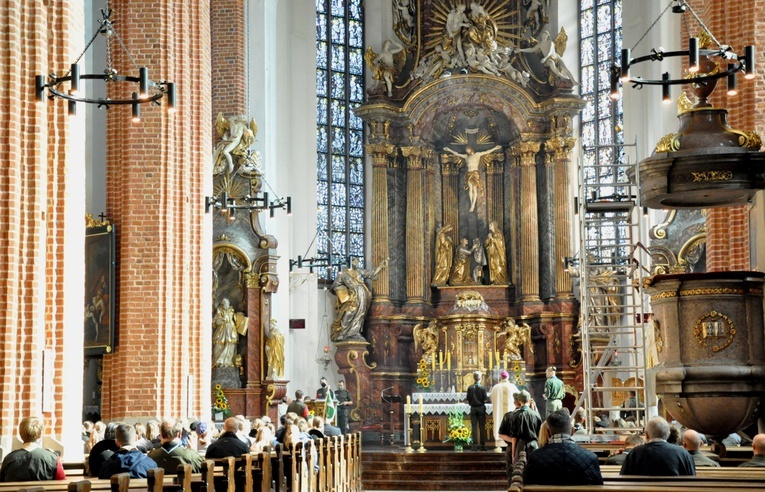 Poświęcenie tryptyku dla harcerzy