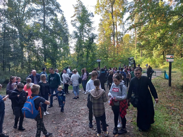 Z Uszwi do Porąbki Uszewskiej