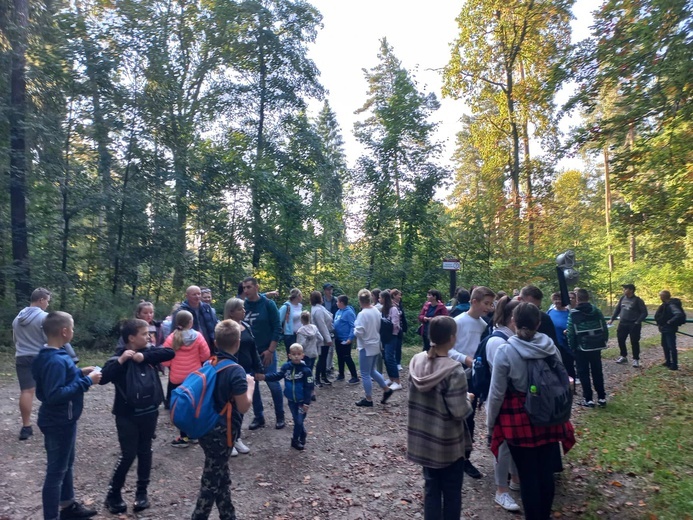 Z Uszwi do Porąbki Uszewskiej