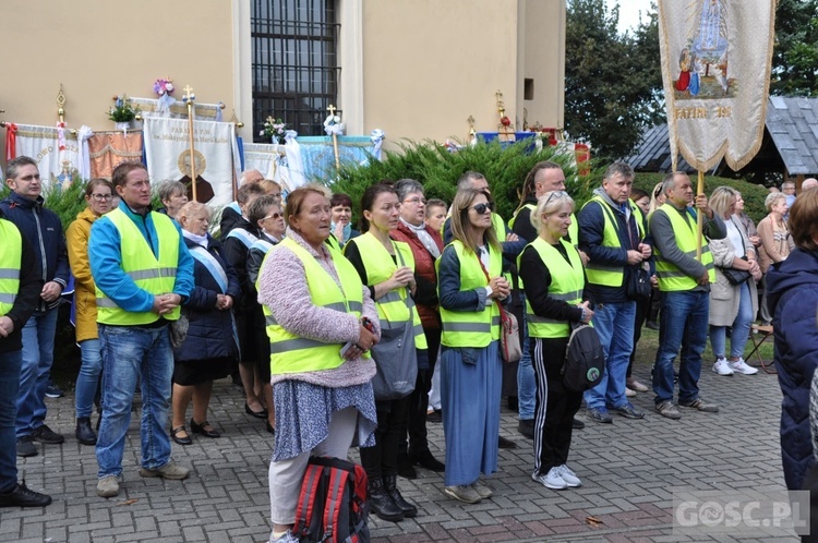 Pielgrzymka różańcowa do Rokitna