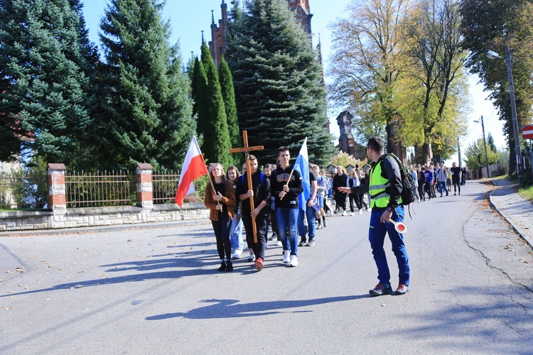 Z Ciężkowic na Jamną