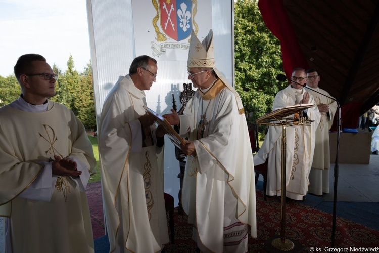 Pielgrzymka Żywego Różańca w Rokitnie