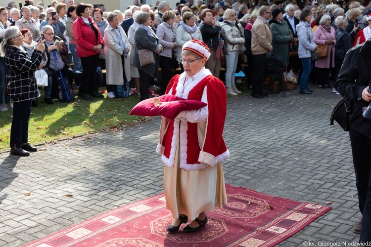 Pielgrzymka Żywego Różańca w Rokitnie