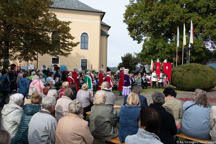 Pielgrzymka Żywego Różańca w Rokitnie