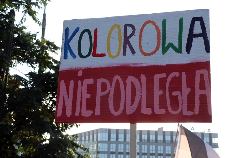13. Marsz Równości we Wrocławiu na transparentach
