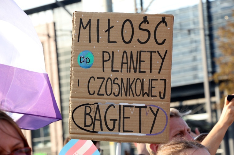 13. Marsz Równości we Wrocławiu na transparentach