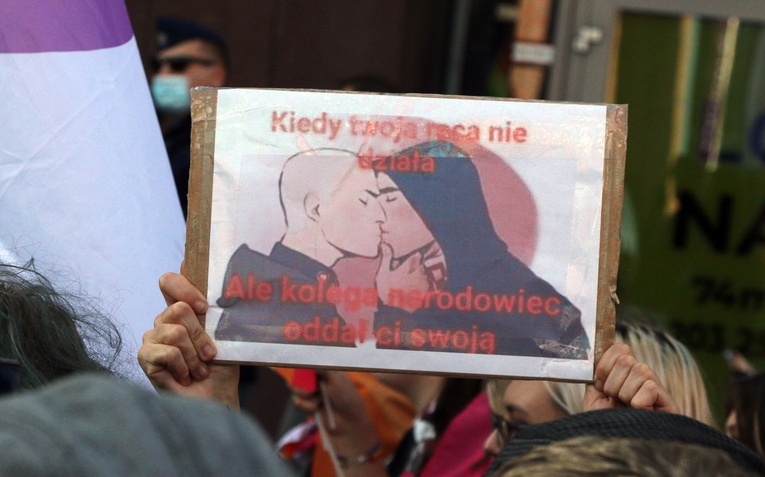 13. Marsz Równości we Wrocławiu na transparentach