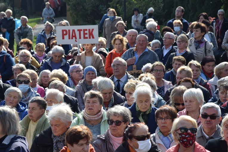 XVII Pielgrzymka Kół Żywego Różańca do Domaniewic 