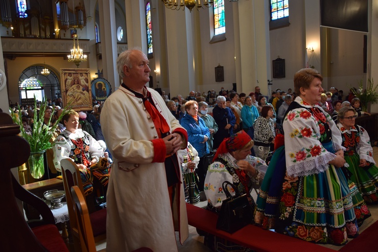 XVII Pielgrzymka Kół Żywego Różańca do Domaniewic 