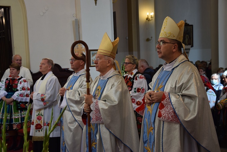 XVII Pielgrzymka Kół Żywego Różańca do Domaniewic 