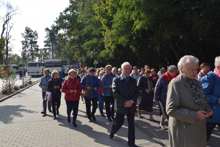 XVII Pielgrzymka Kół Żywego Różańca do Domaniewic 
