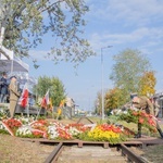 ​"Tędy przeszła dumna i niepokorna Warszawa"