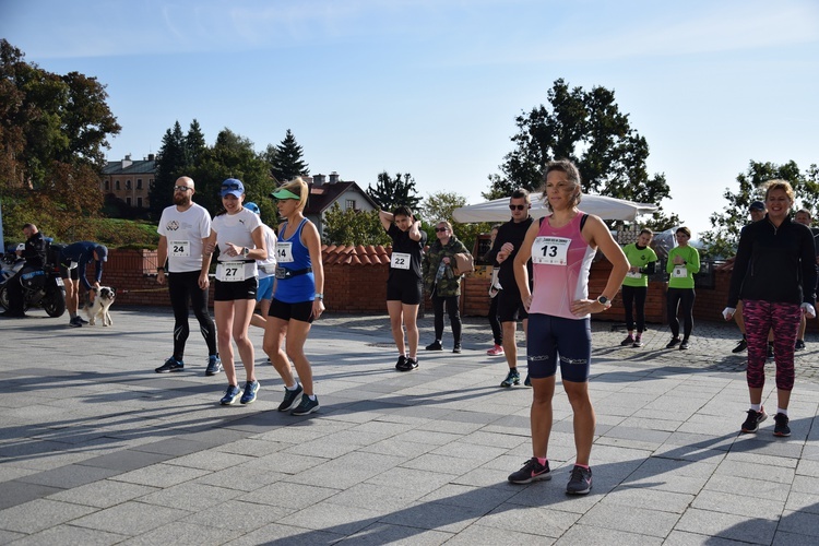 Bieg… o sandały błogosławionego Wincentego Kadłubka