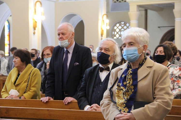 Tarnów. Jubileusz 75-lecia IV Liceum Ogólnokształcącego