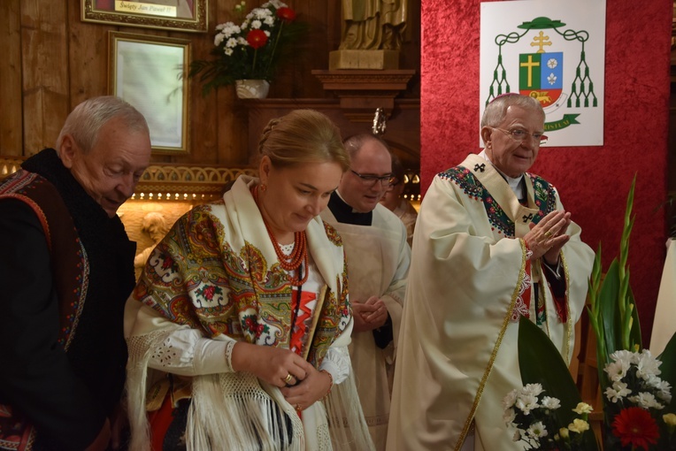 100-lecie poświęcenia i 10-lecie konsekracji kościoła w Zębie