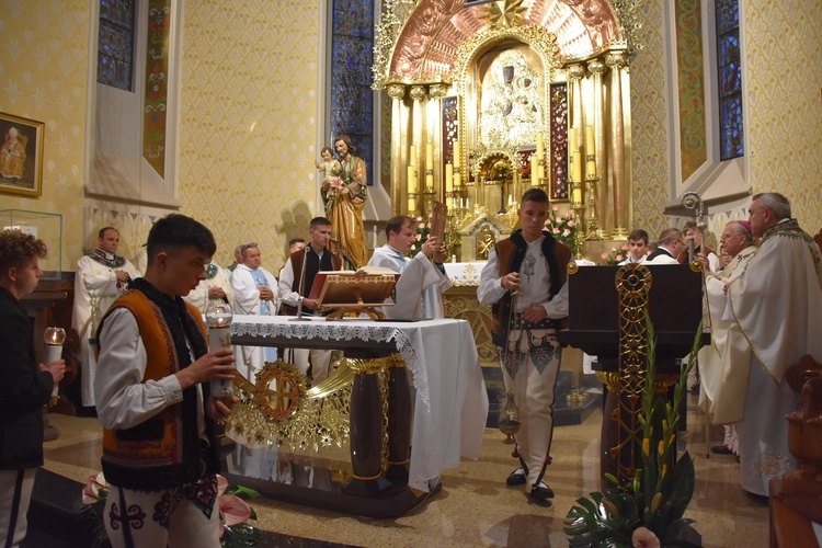 Zwieńczenie jubileuszu 100 lat konsekracji kościoła w Białce 