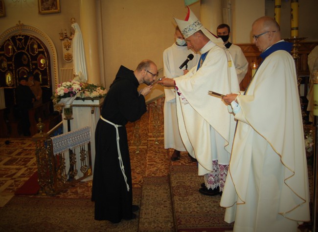 Śluby zakonne u Braci Chrystusa Cierpiącego