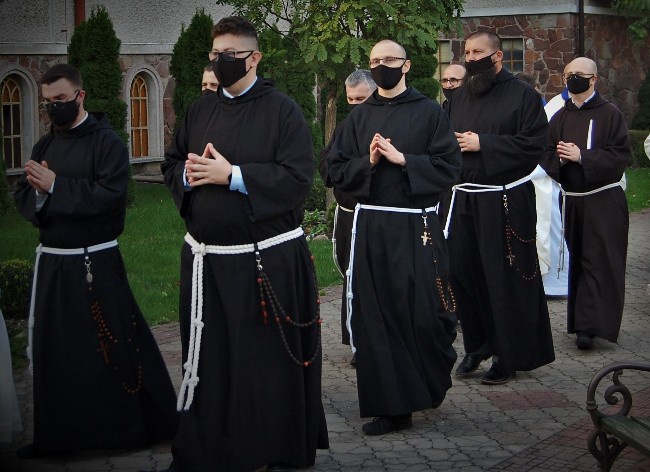 Śluby zakonne u Braci Chrystusa Cierpiącego